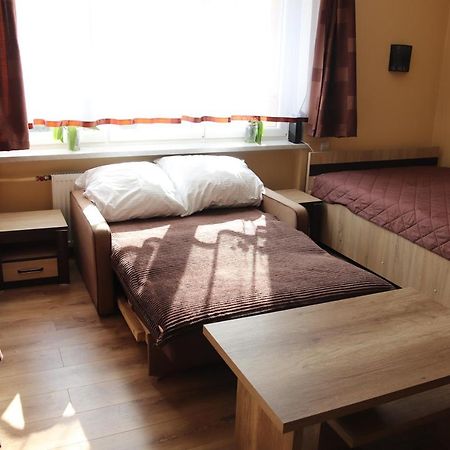 Ferienwohnung Roza Pustyni Chrzanów Exterior foto