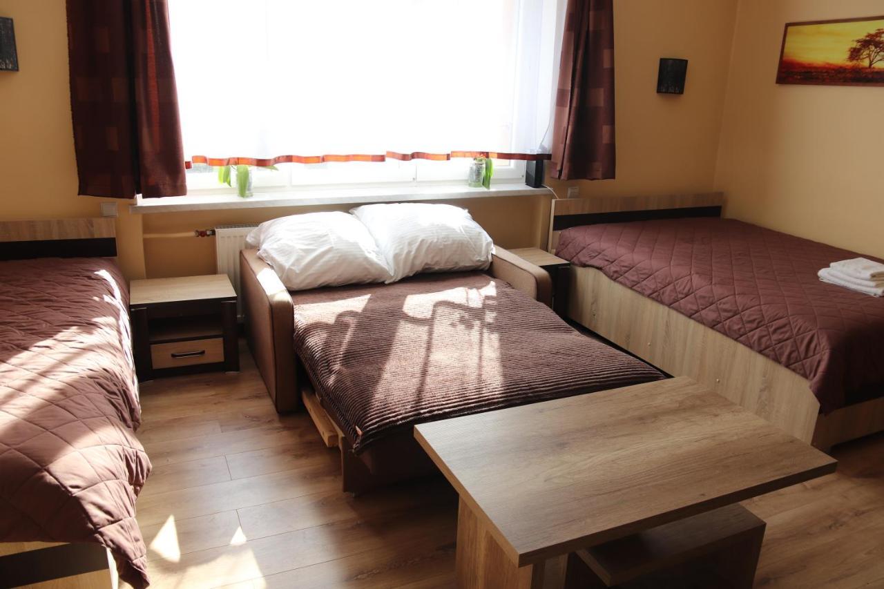Ferienwohnung Roza Pustyni Chrzanów Exterior foto